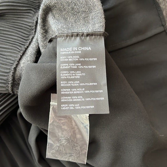 CLUB Monaco l Long Sleeve Blouse with Ruffle Detail - Picture 6 of 6